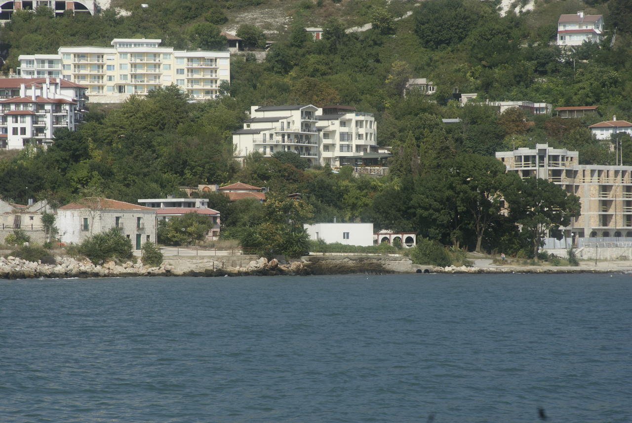 Family Hotel Venera Kavarna Exteriér fotografie
